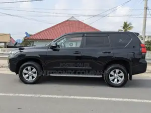 Toyota Land Cruiser Prado 4.0 2021 Black