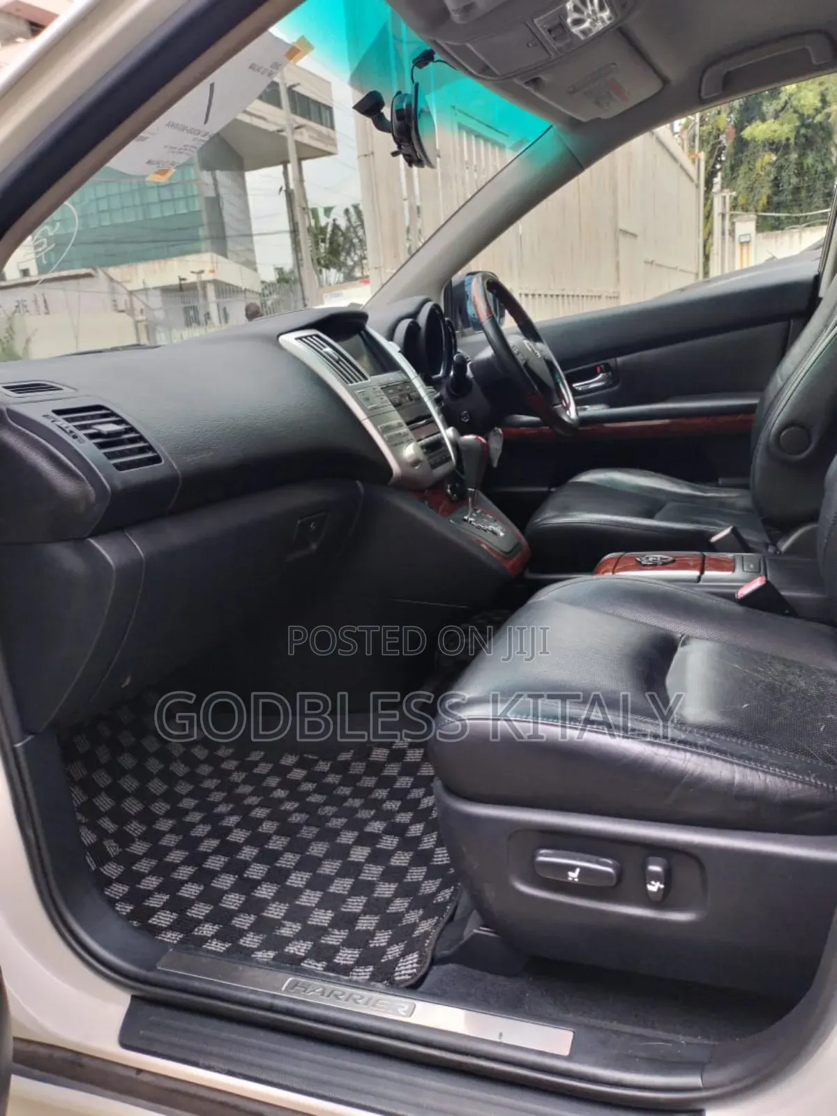 Toyota Harrier 2.4 2007 White