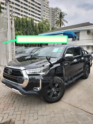 Toyota Hilux 2021 Black