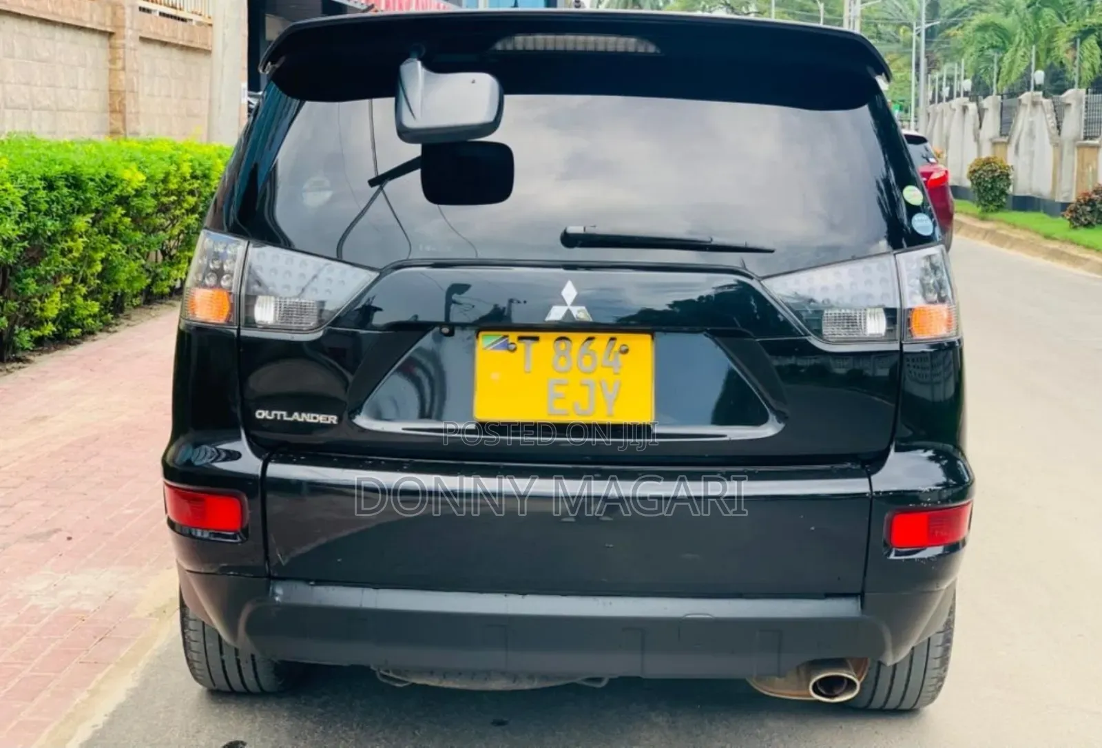 Mitsubishi Outlander 2010 Black