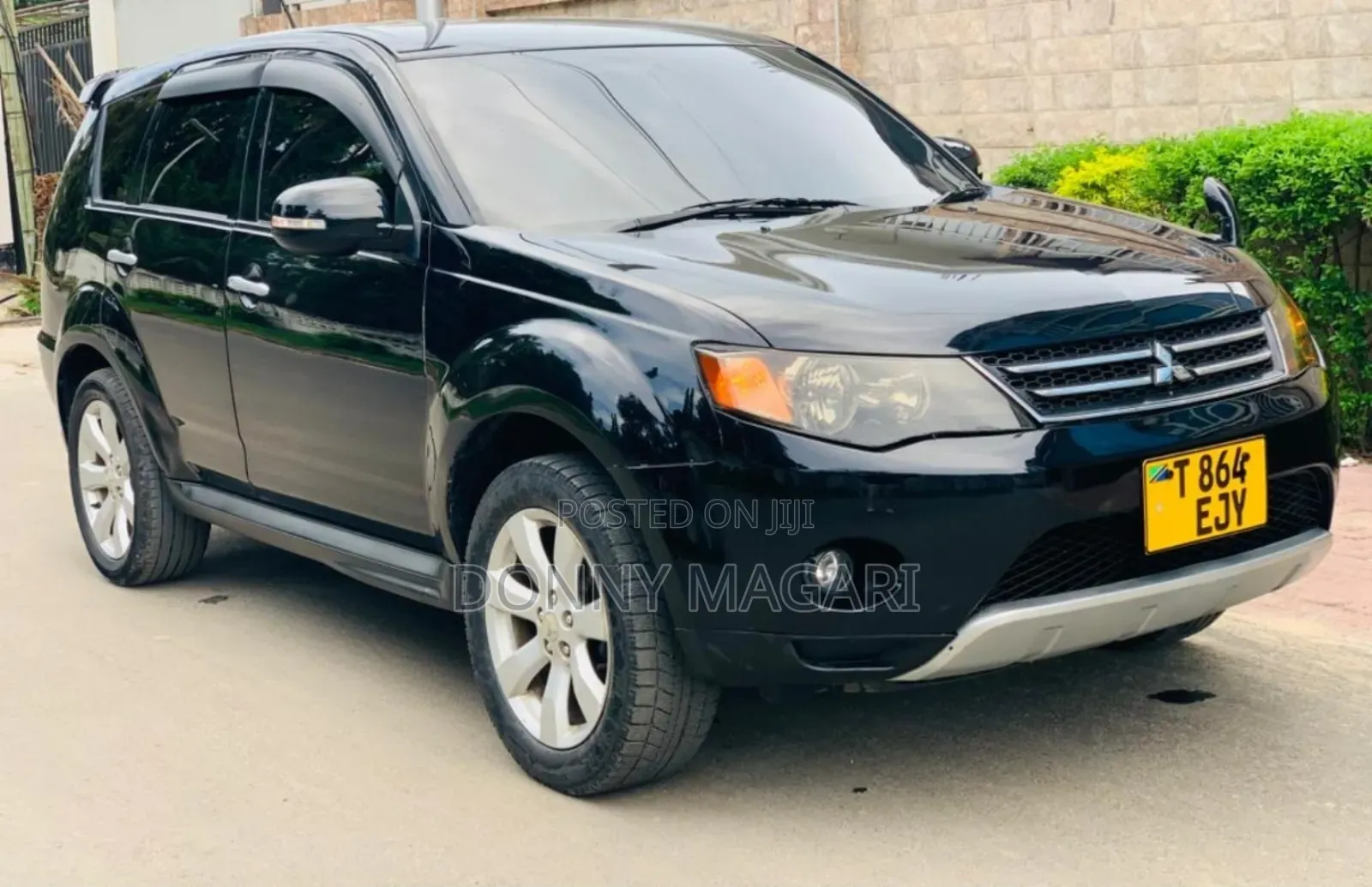 Mitsubishi Outlander 2010 Black