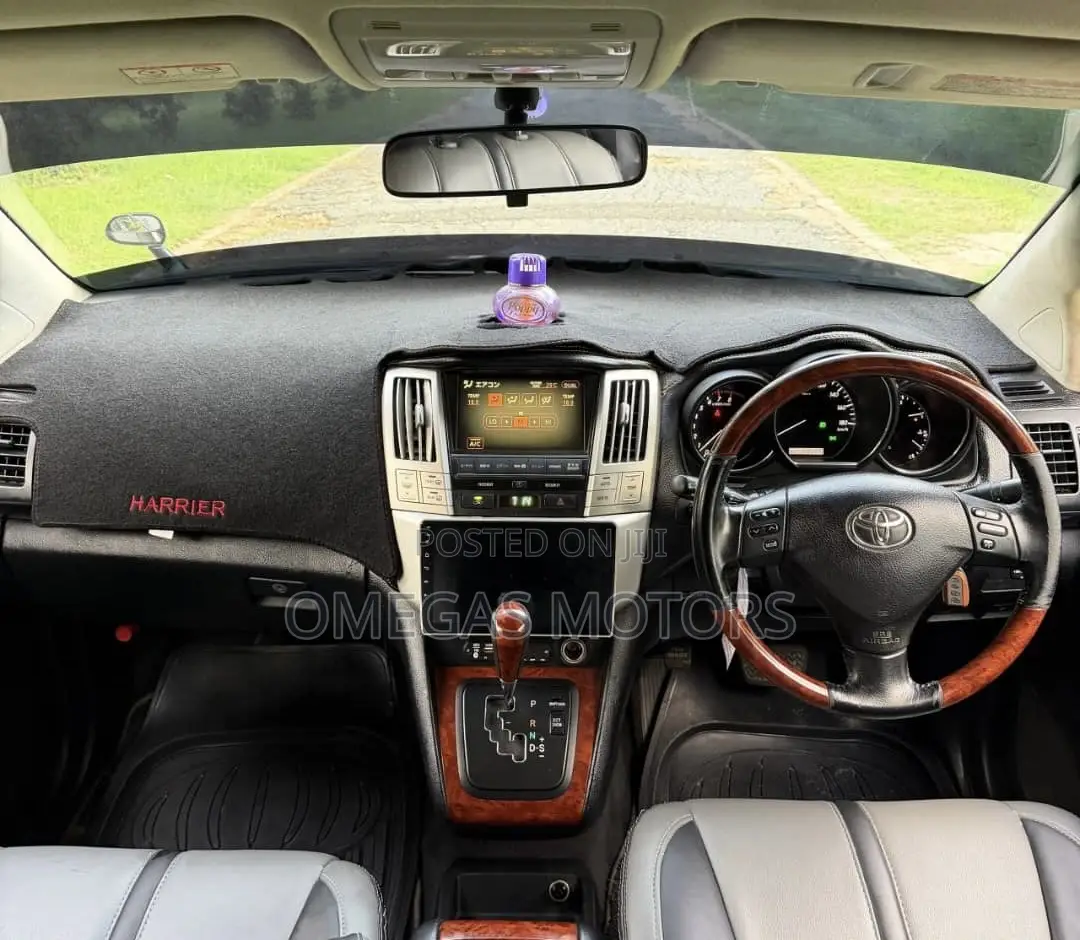 Toyota Harrier 2.4 2007 Black