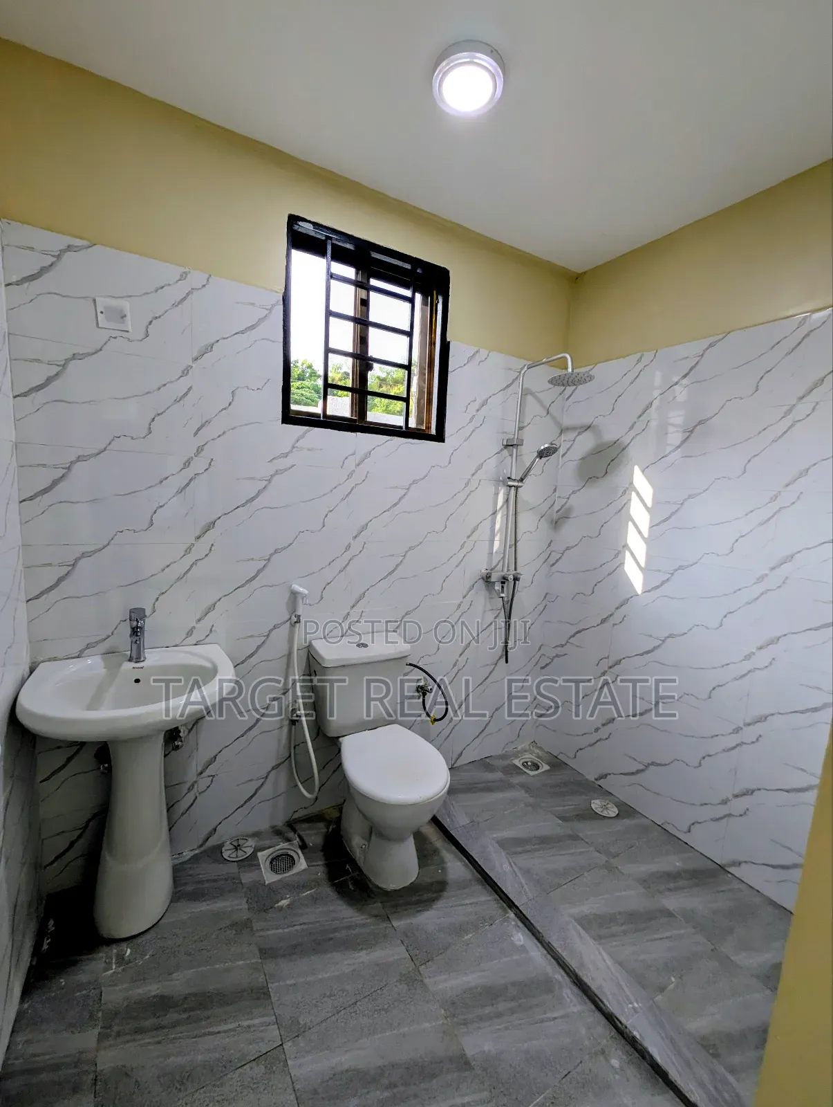 7bdrm Villa in Masaki for rent