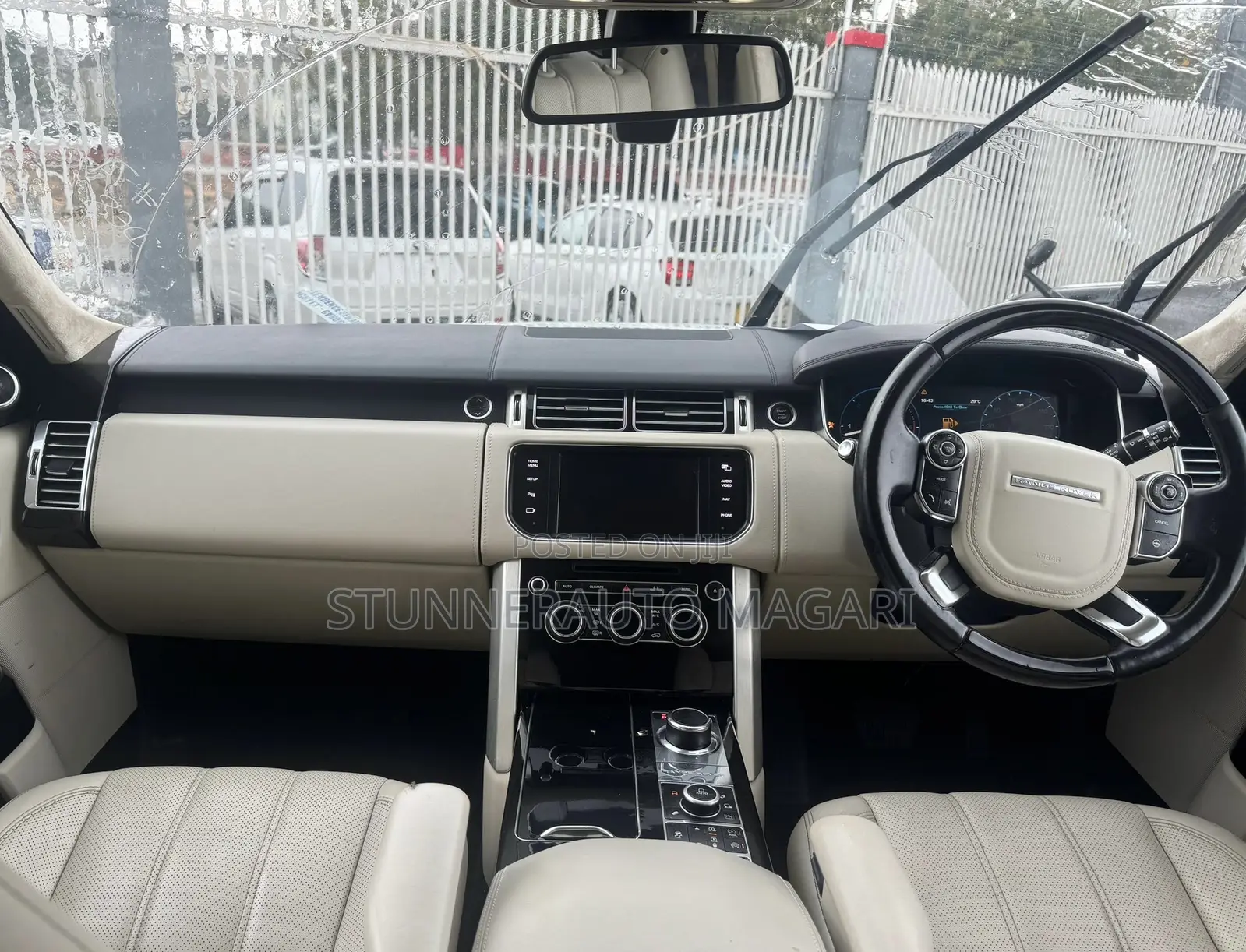 Land Rover Range Rover Vogue 2013 Pearl