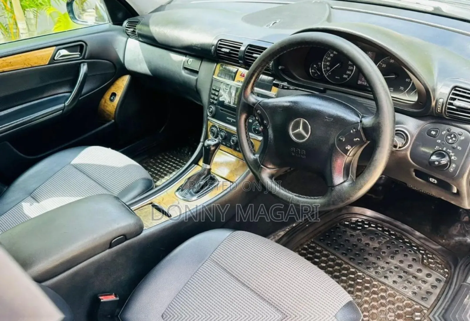 Mercedes-Benz C-Class 2006 Black