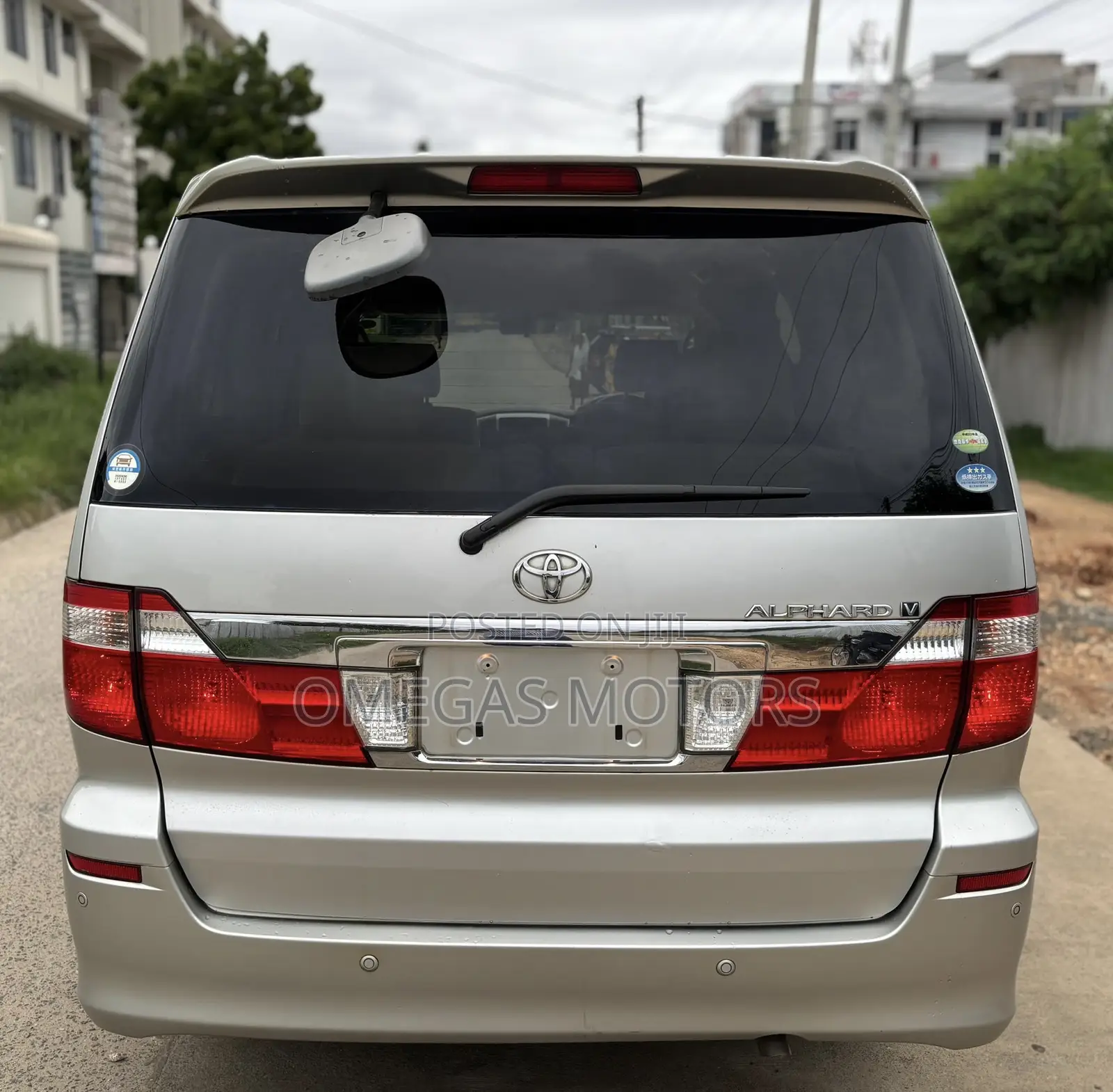 Toyota Alphard 2.4 Petrol FWD 2005 Black