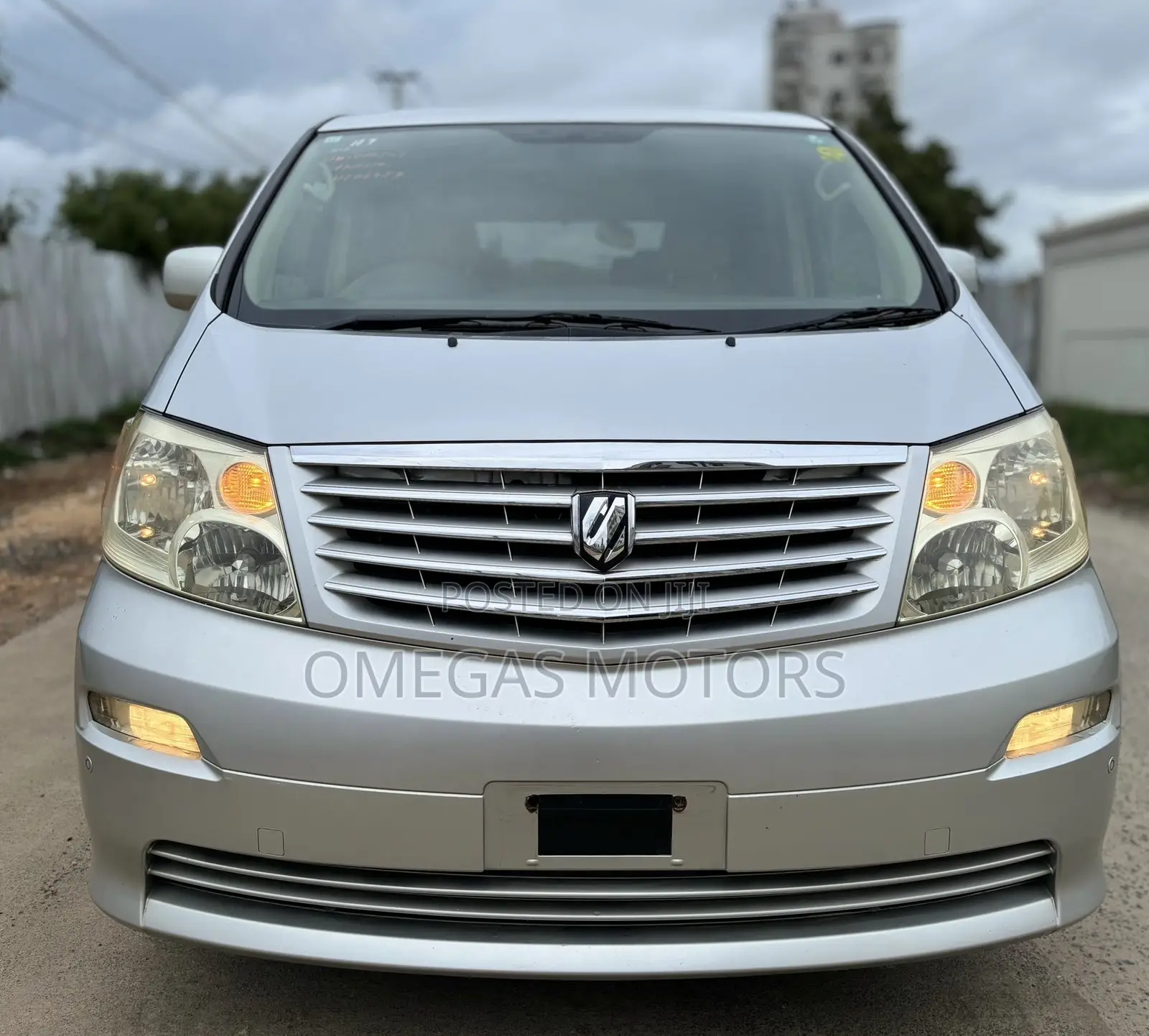 Toyota Alphard 2.4 Petrol FWD 2005 Black