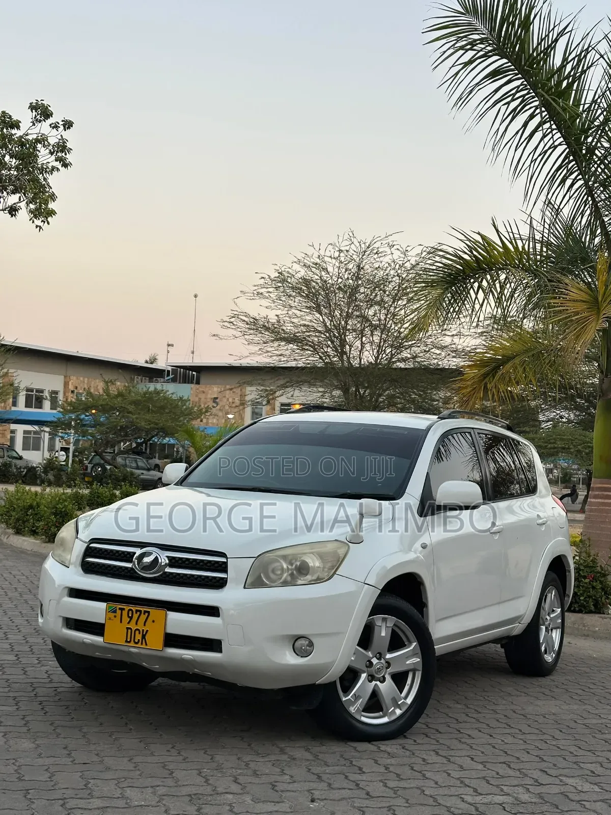 Toyota RAV4 2005 White