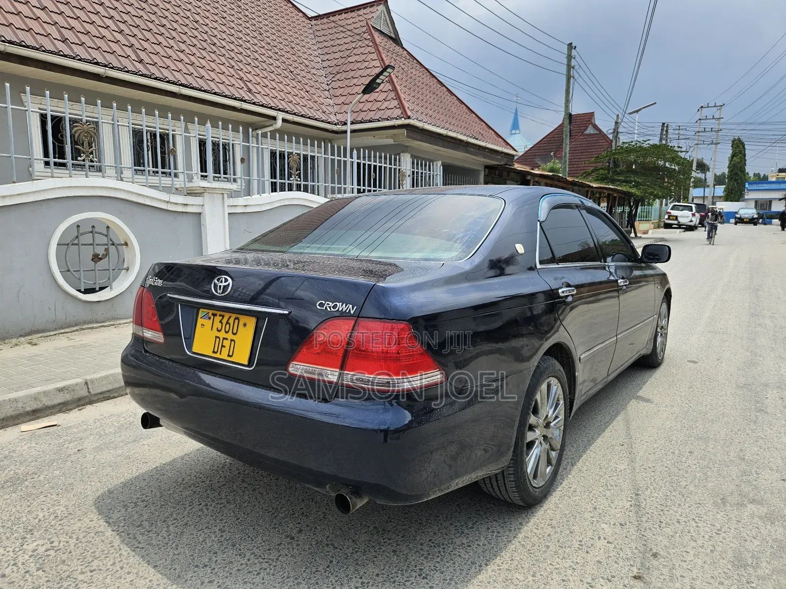Toyota Crown 2006 Blue