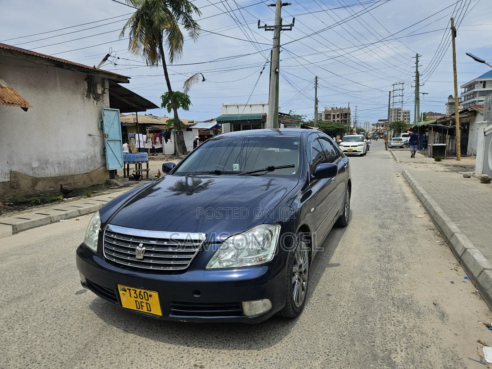 Toyota Crown 2006 Blue