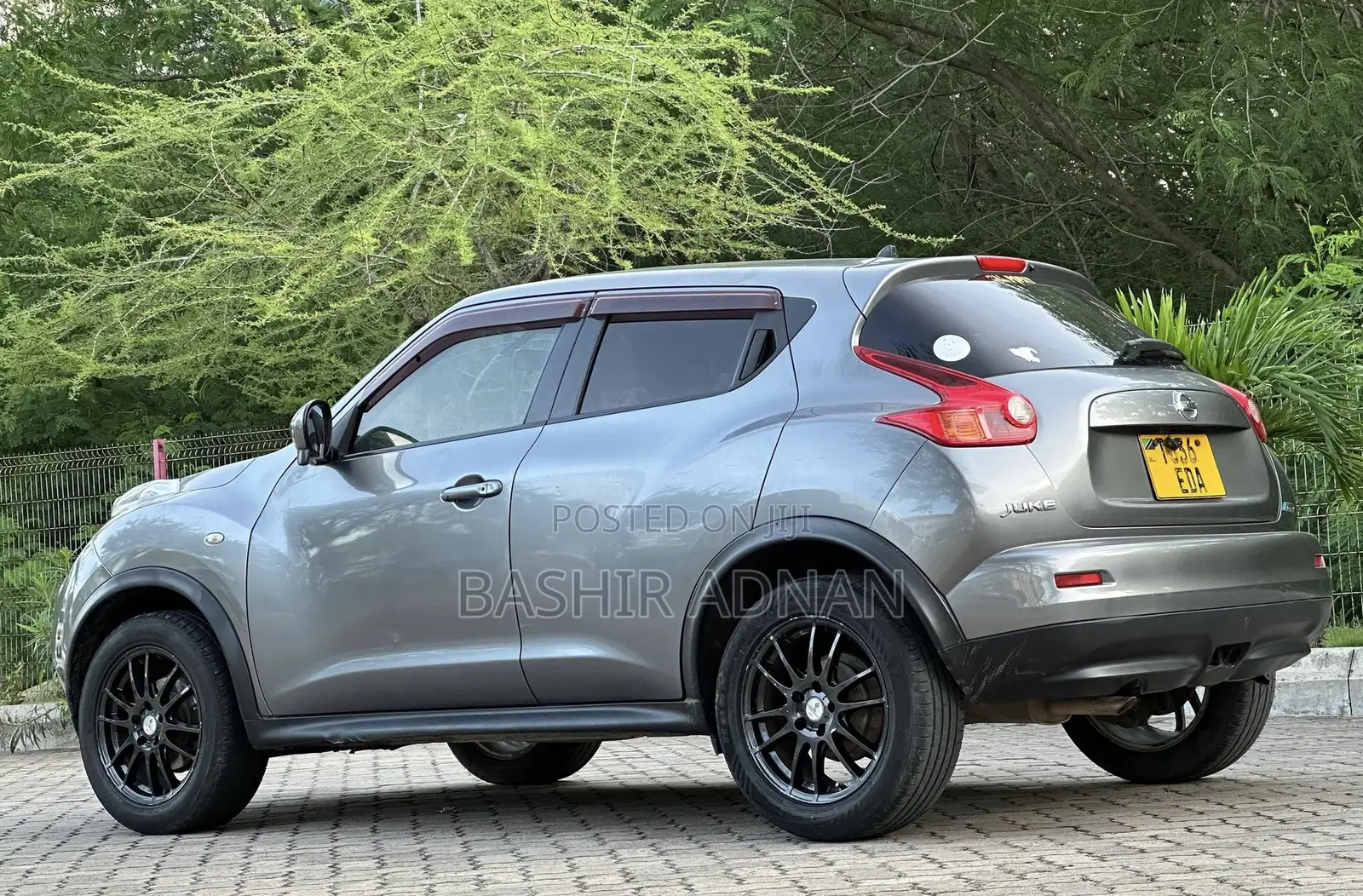 Nissan Juke 2011 Gray