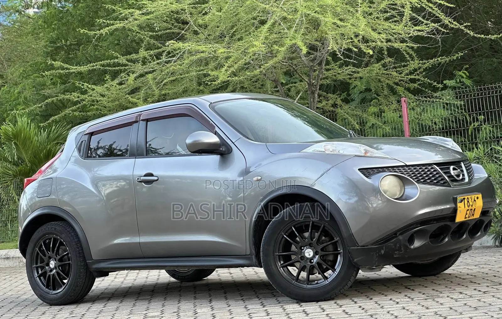 Nissan Juke 2011 Gray