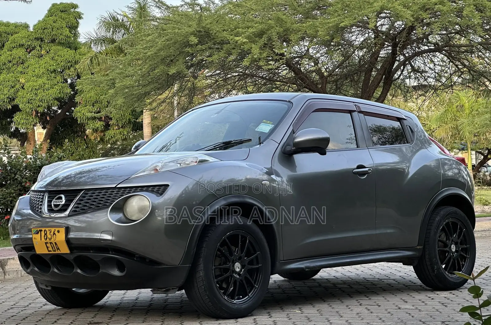 Nissan Juke 2011 Gray