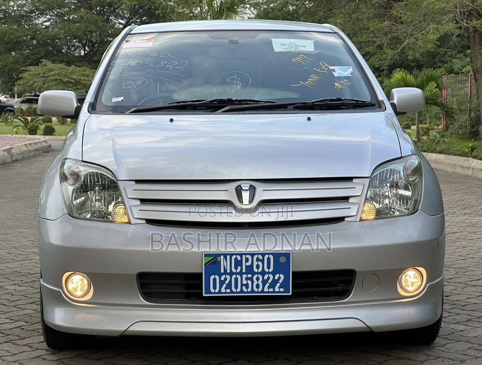 Toyota IST 2004 Gray