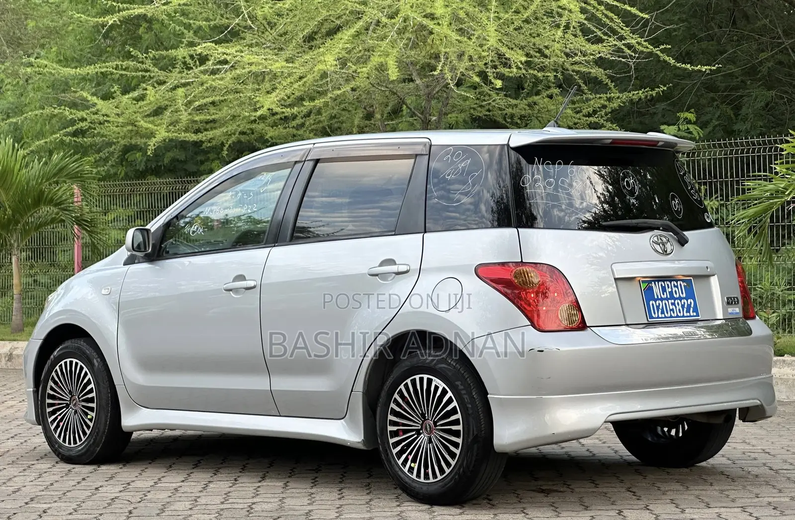 Toyota IST 2004 Gray