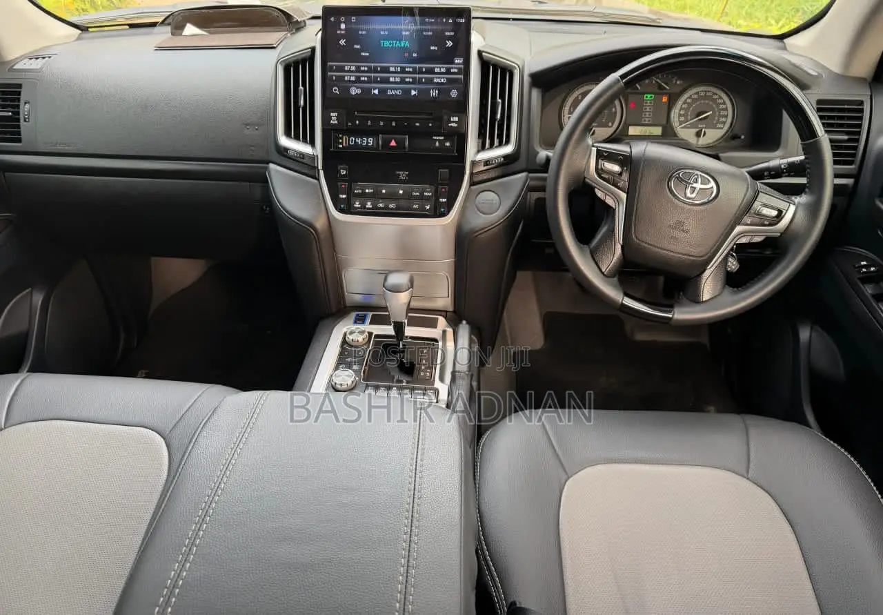 Toyota Land Cruiser 2015 Matt Black