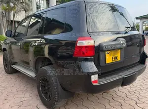 Toyota Land Cruiser 2015 Matt Black