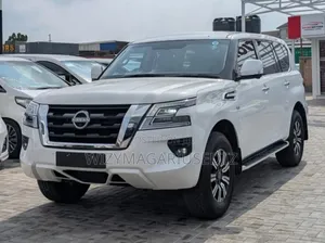 Nissan Patrol 2022 White