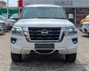 Nissan Patrol 2022 White