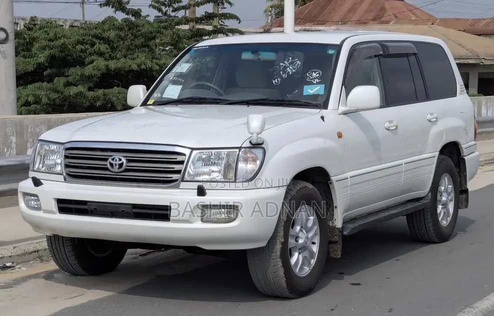 Toyota Land Cruiser 100 4.2 TD 2004 White