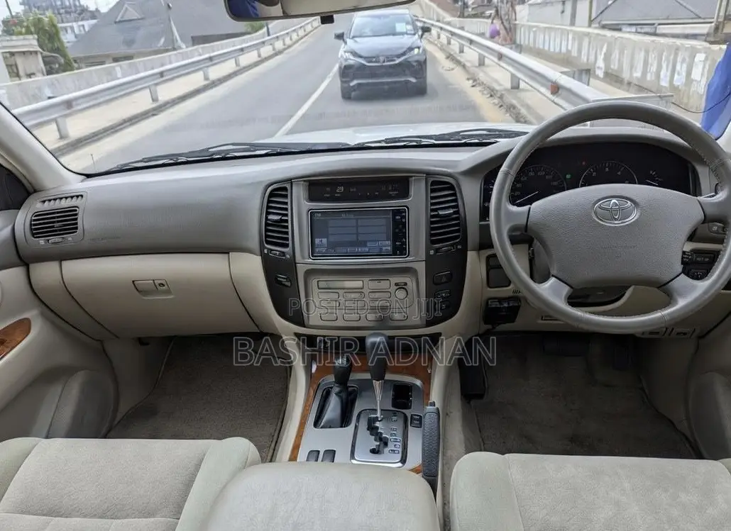 Toyota Land Cruiser 100 4.2 TD 2004 White