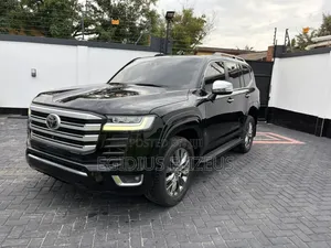 Toyota Land Cruiser 2023 Black