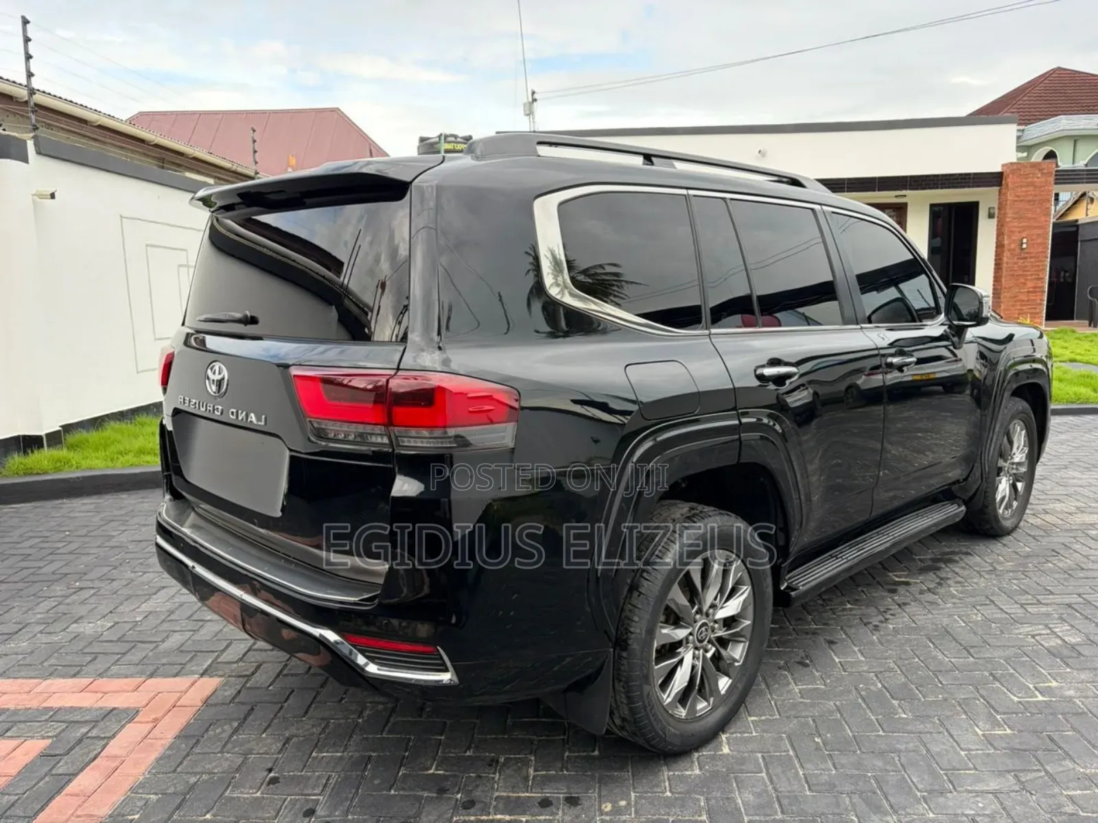 Toyota Land Cruiser 2023 Black