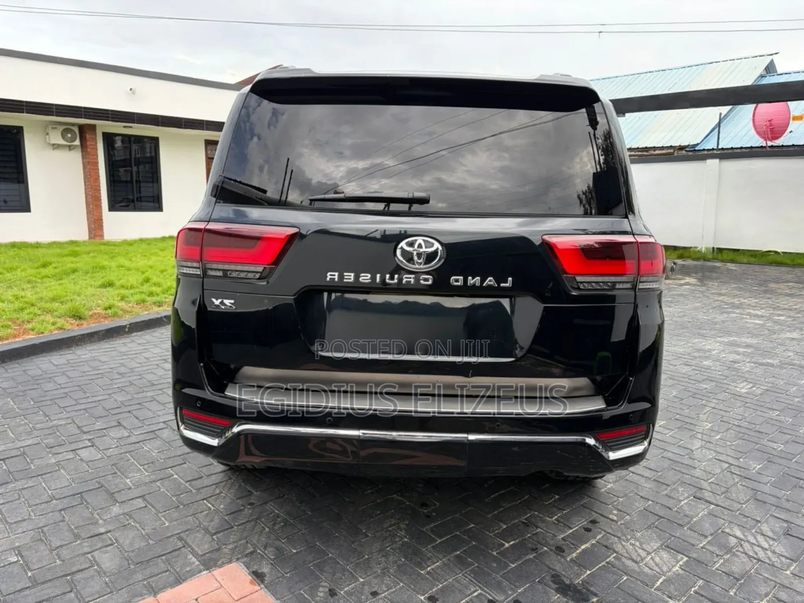 Toyota Land Cruiser 2023 Black