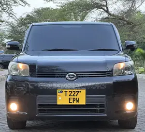 Toyota Corolla Rumion Hatchback 1.5 FWD 2009 Black