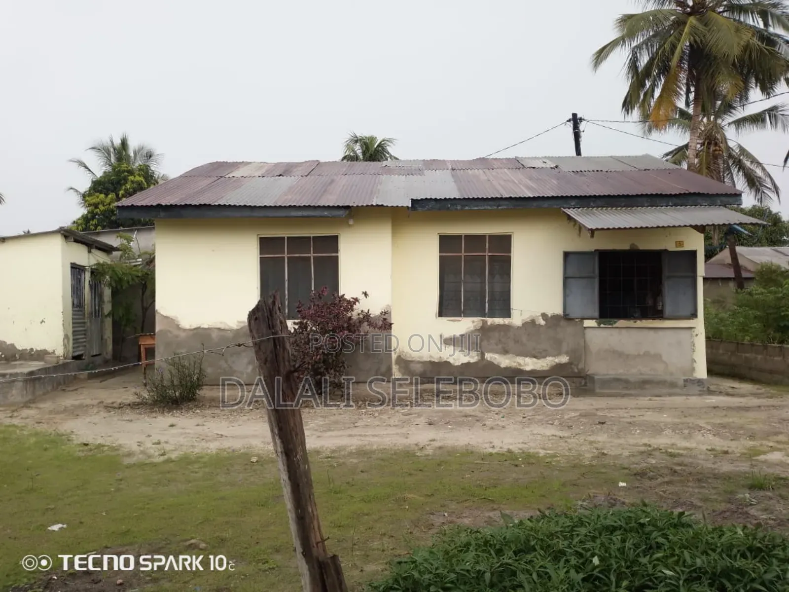 3bdrm Bungalow in Ukonga Bombambili for sale