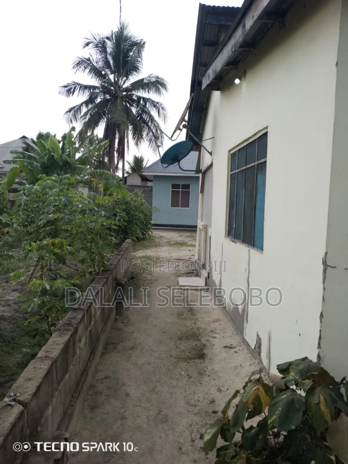 3bdrm Bungalow in Ukonga Bombambili for sale
