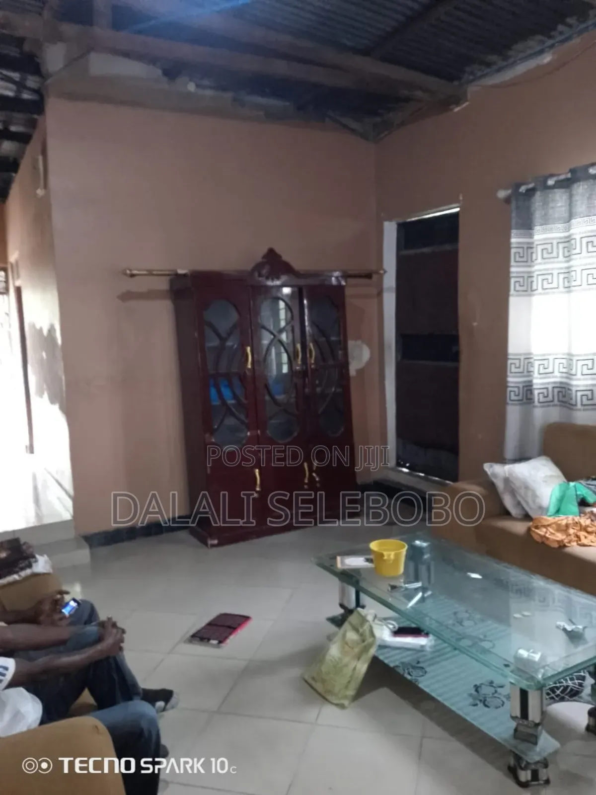 3bdrm Bungalow in Ukonga Bombambili for sale