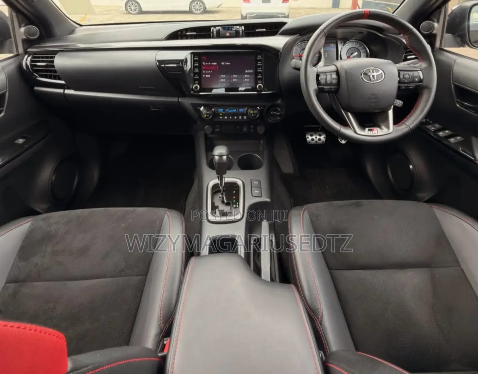 Toyota Hilux 2022 Matt Black