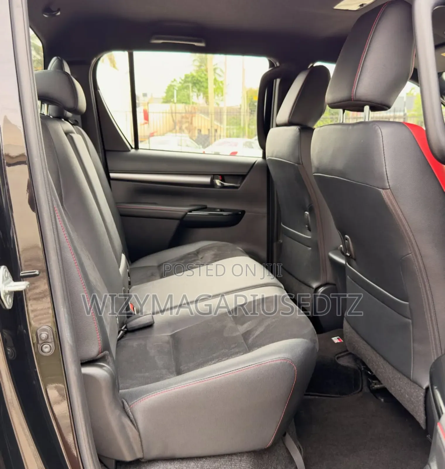 Toyota Hilux 2022 Matt Black