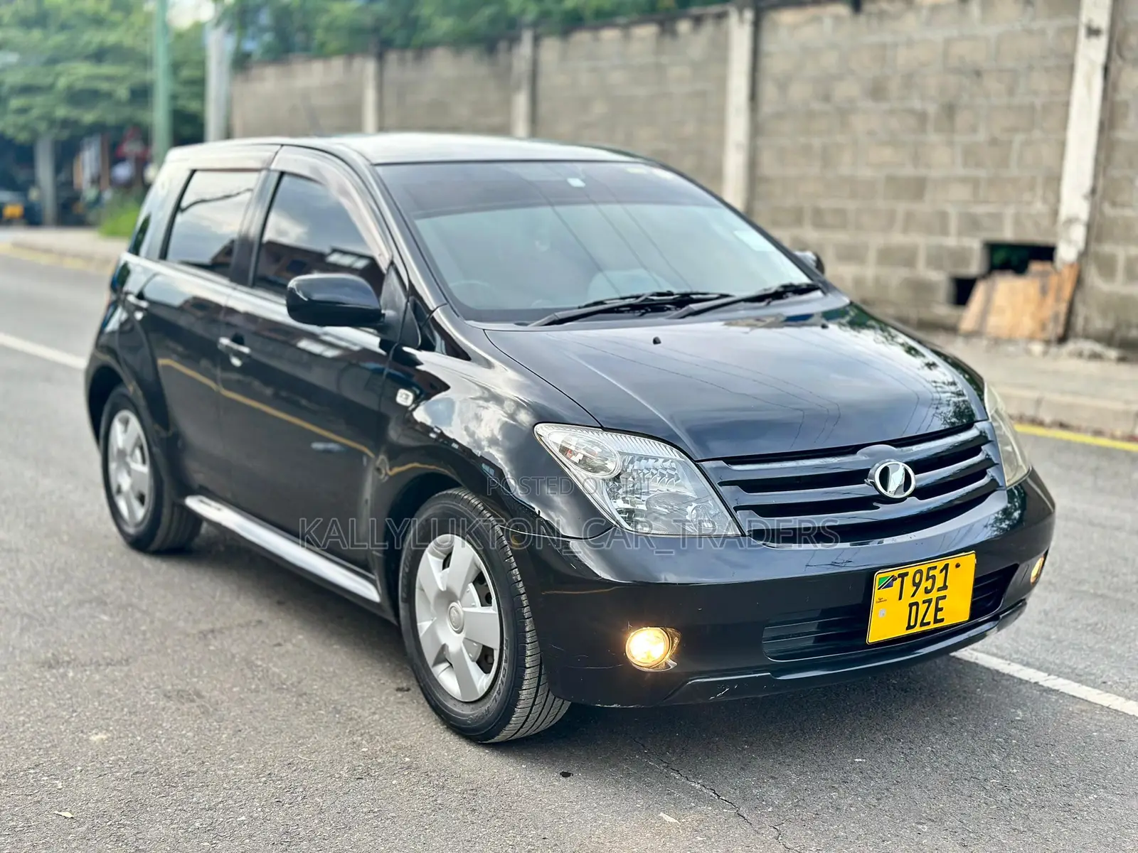 Toyota IST 2006 Black