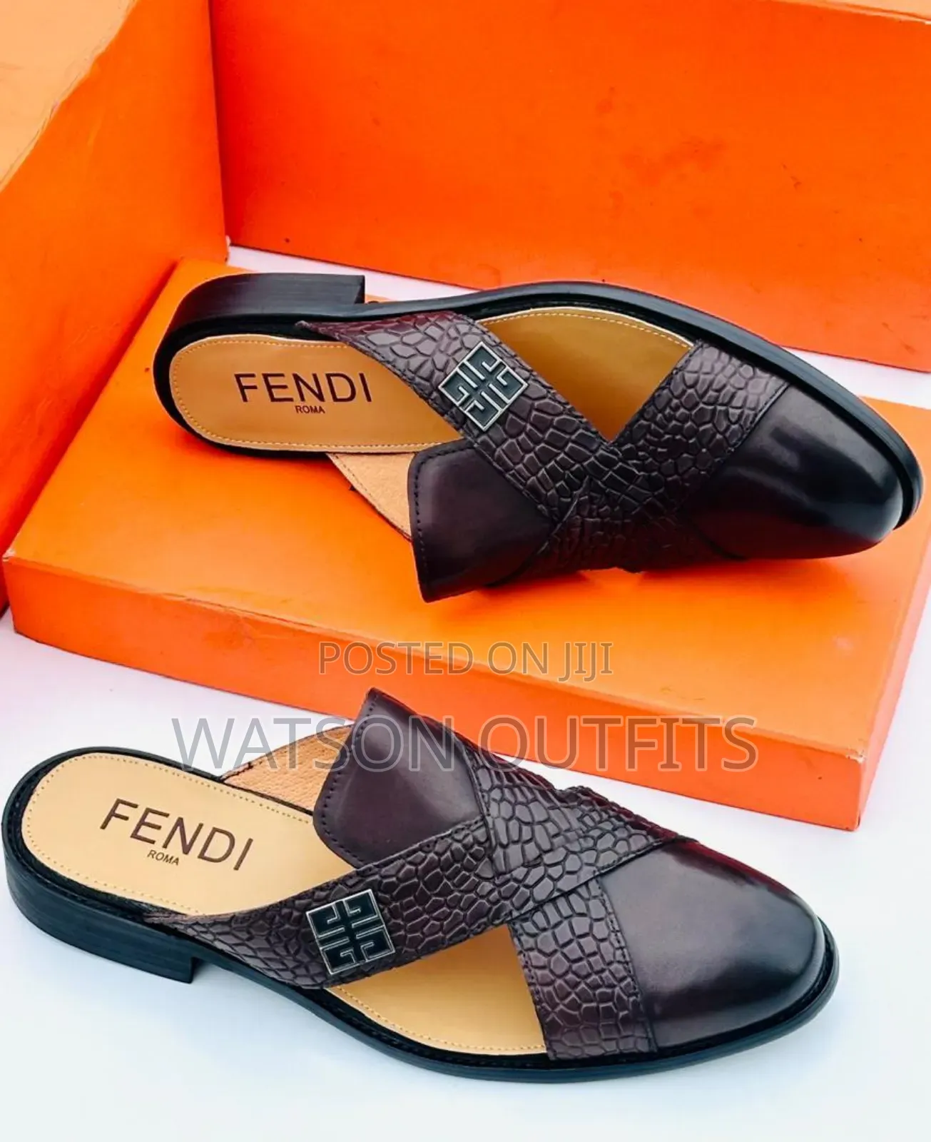 Fendi Brand New Materials Stylish and Quality Men's Leather Mules