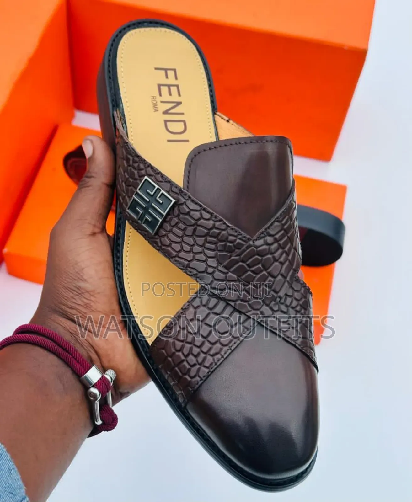 Fendi Brand New Materials Stylish and Quality Men's Leather Mules