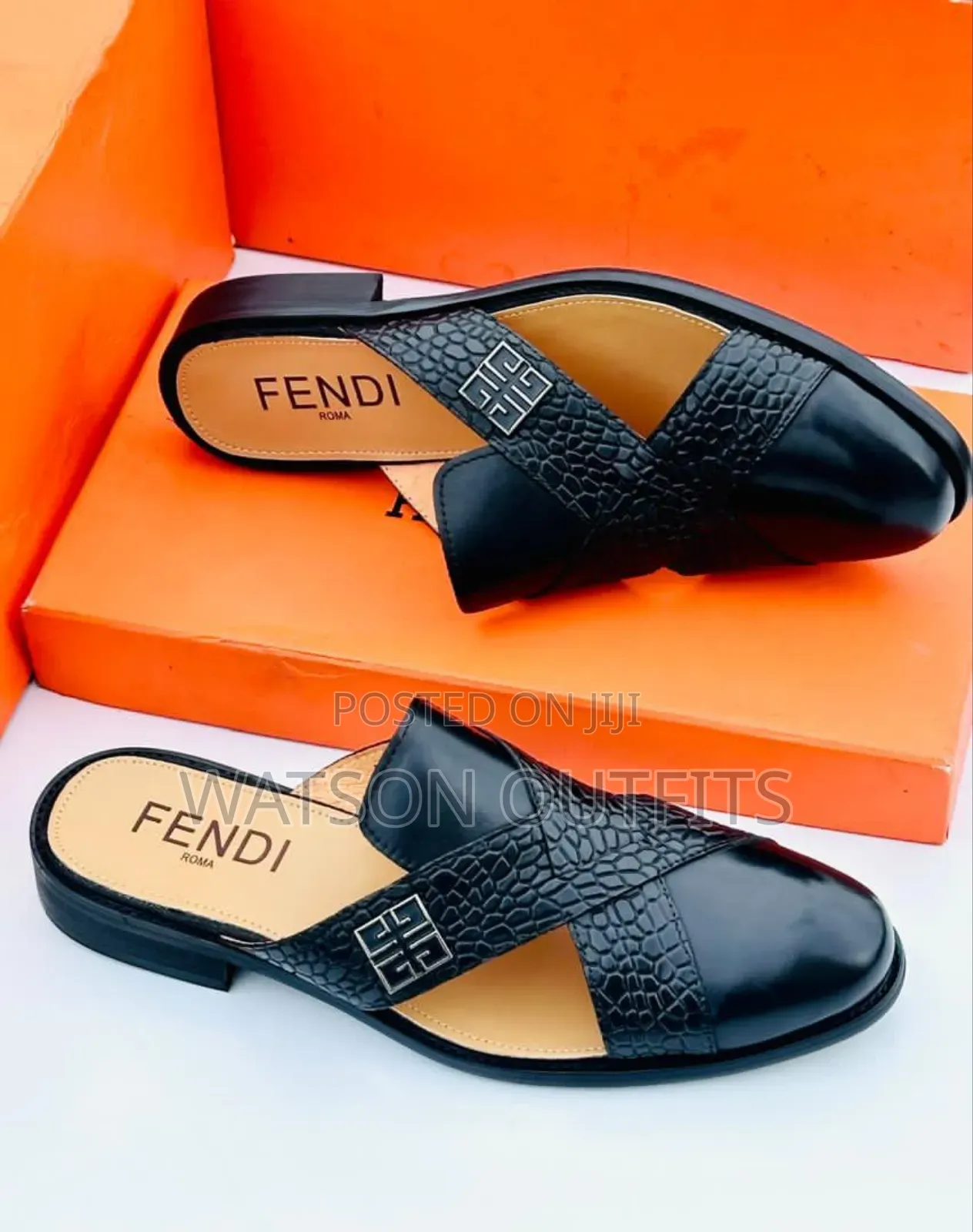 Fendi Brand New Materials Stylish and Quality Men's Leather Mules