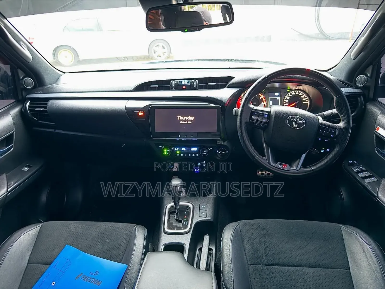 Toyota Hilux 2024 Matt Black