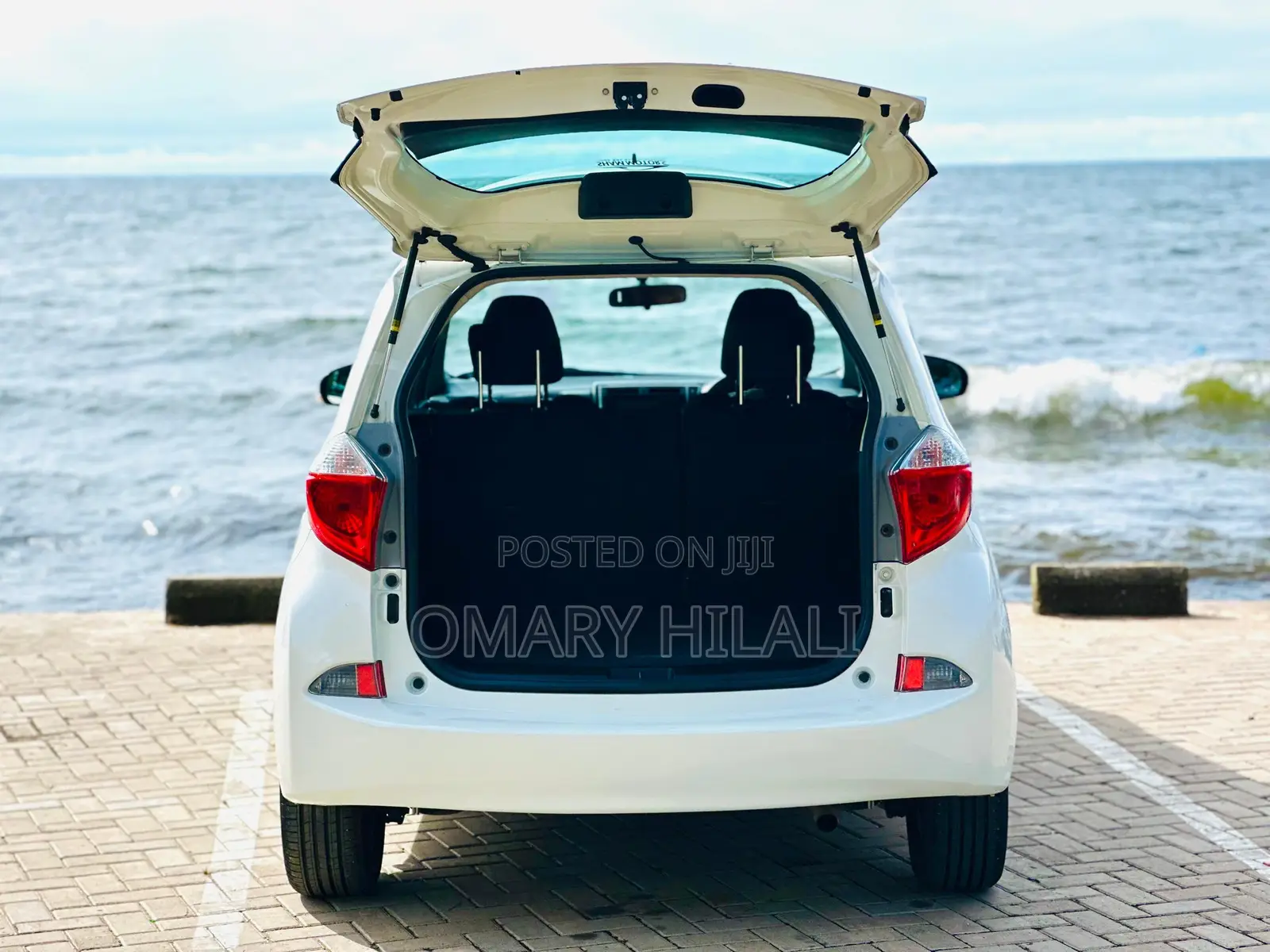 Toyota Ractis 2011 White