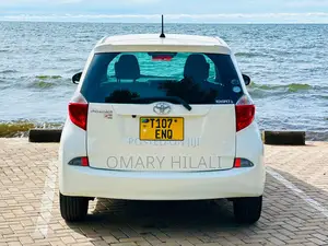 Toyota Ractis 2011 White