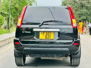 Nissan X-Trail 2.0 2004 Black