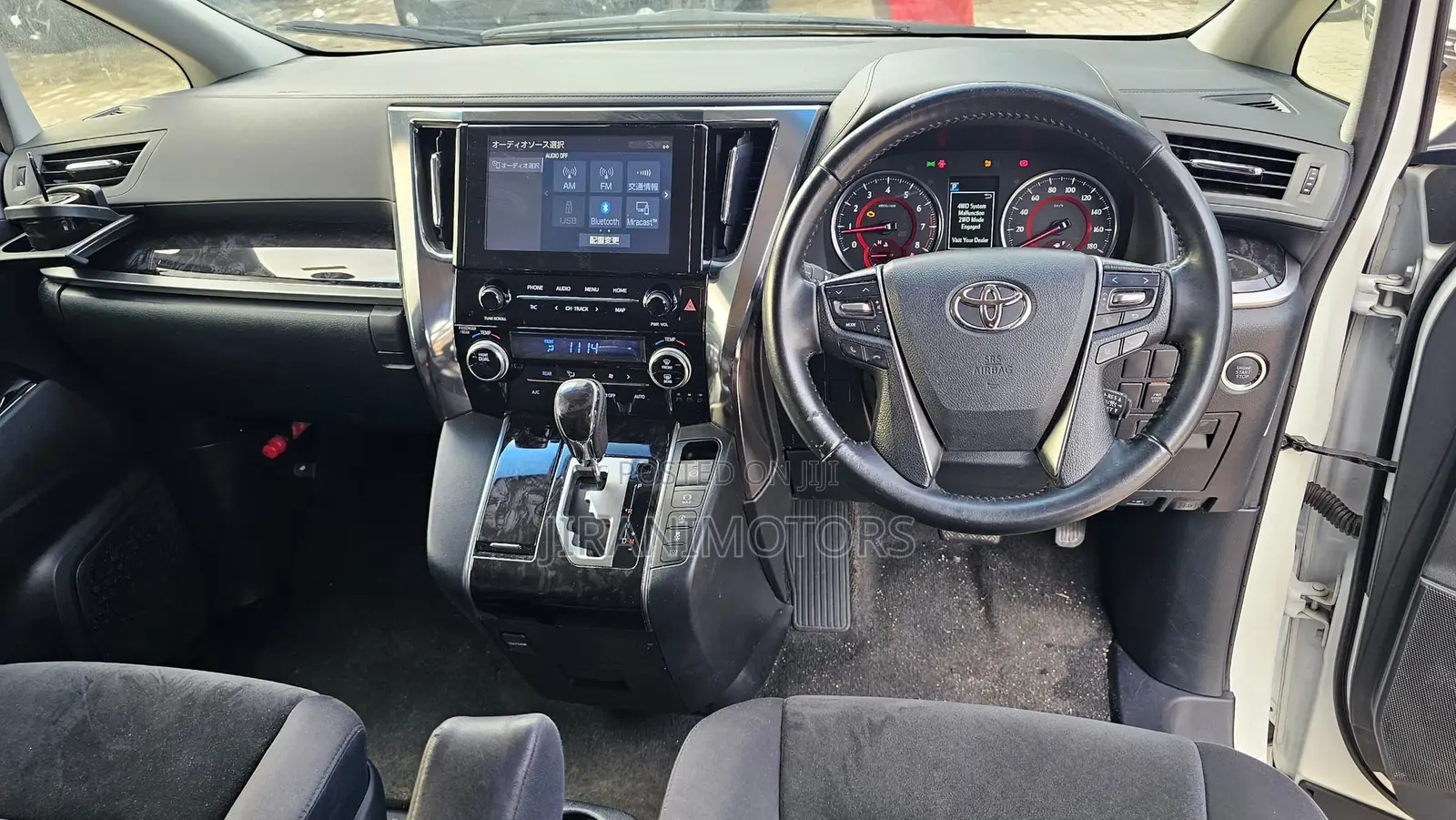 Toyota Alphard 2.5 Petrol AWD 2022 White