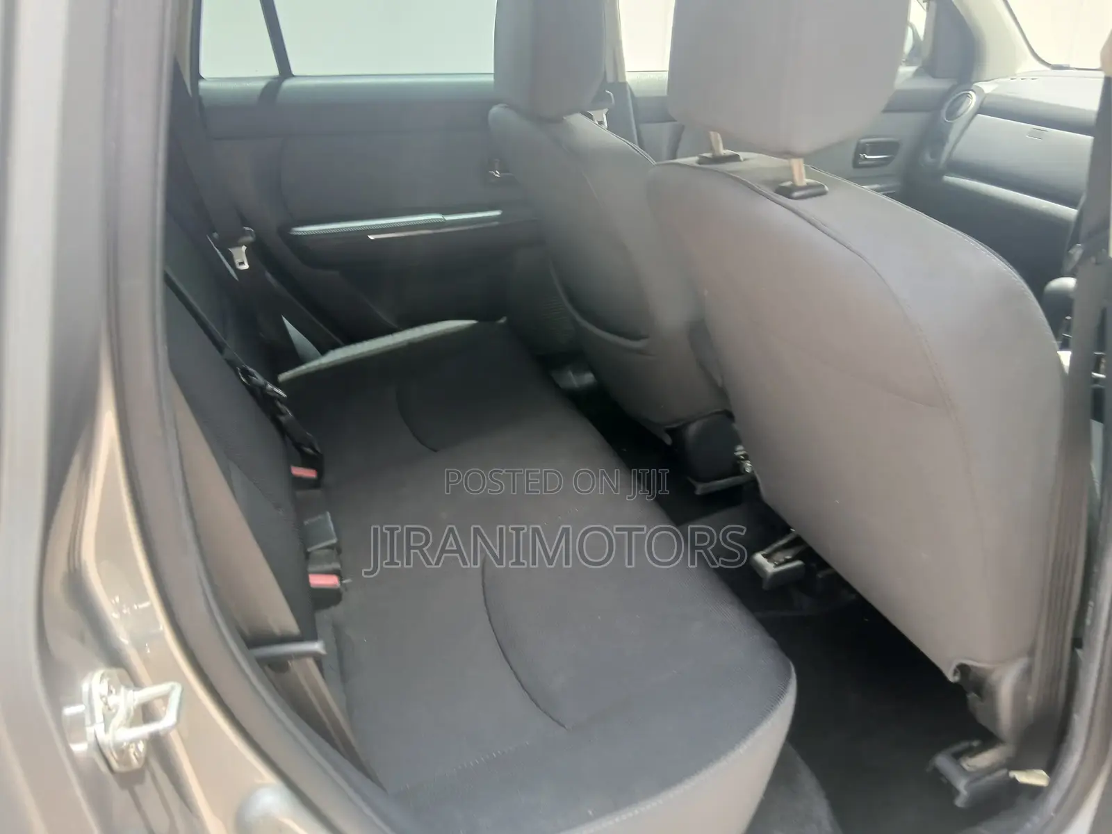 Mazda Verisa 2013 Silver