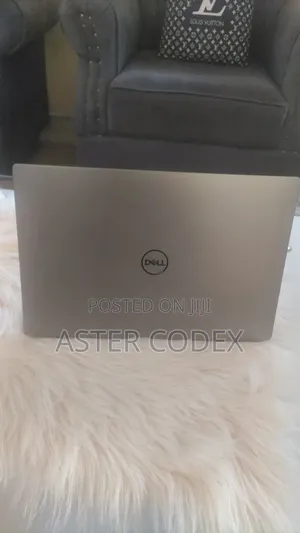Laptop Dell Latitude 7300 16GB Intel Core i7 SSD 500GB
