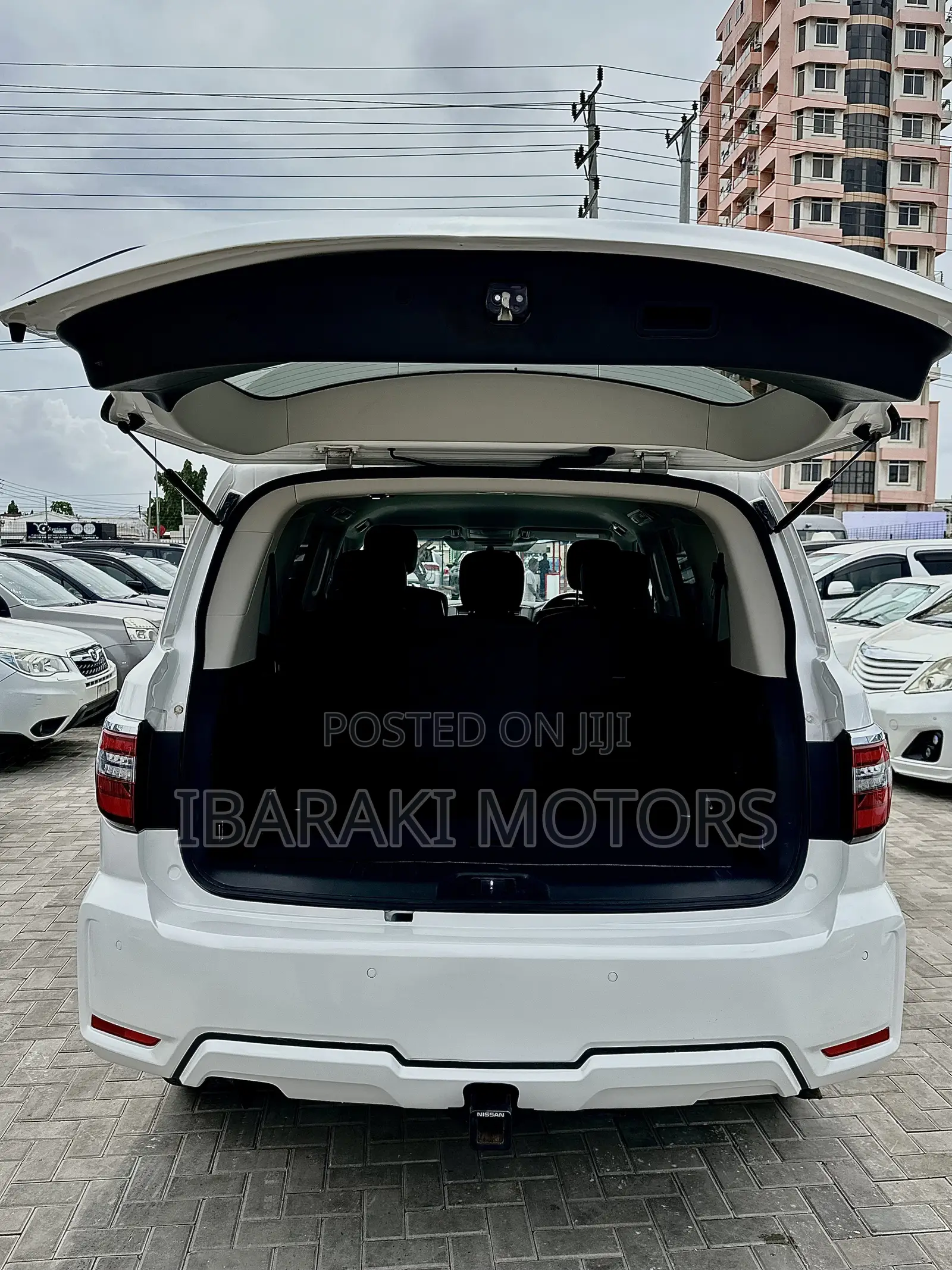 Nissan Patrol 2022 White
