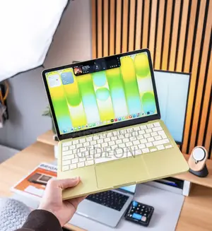 New Laptop Apple MacBook Air 2025 M4 13-inch 16GB SSD 512GB