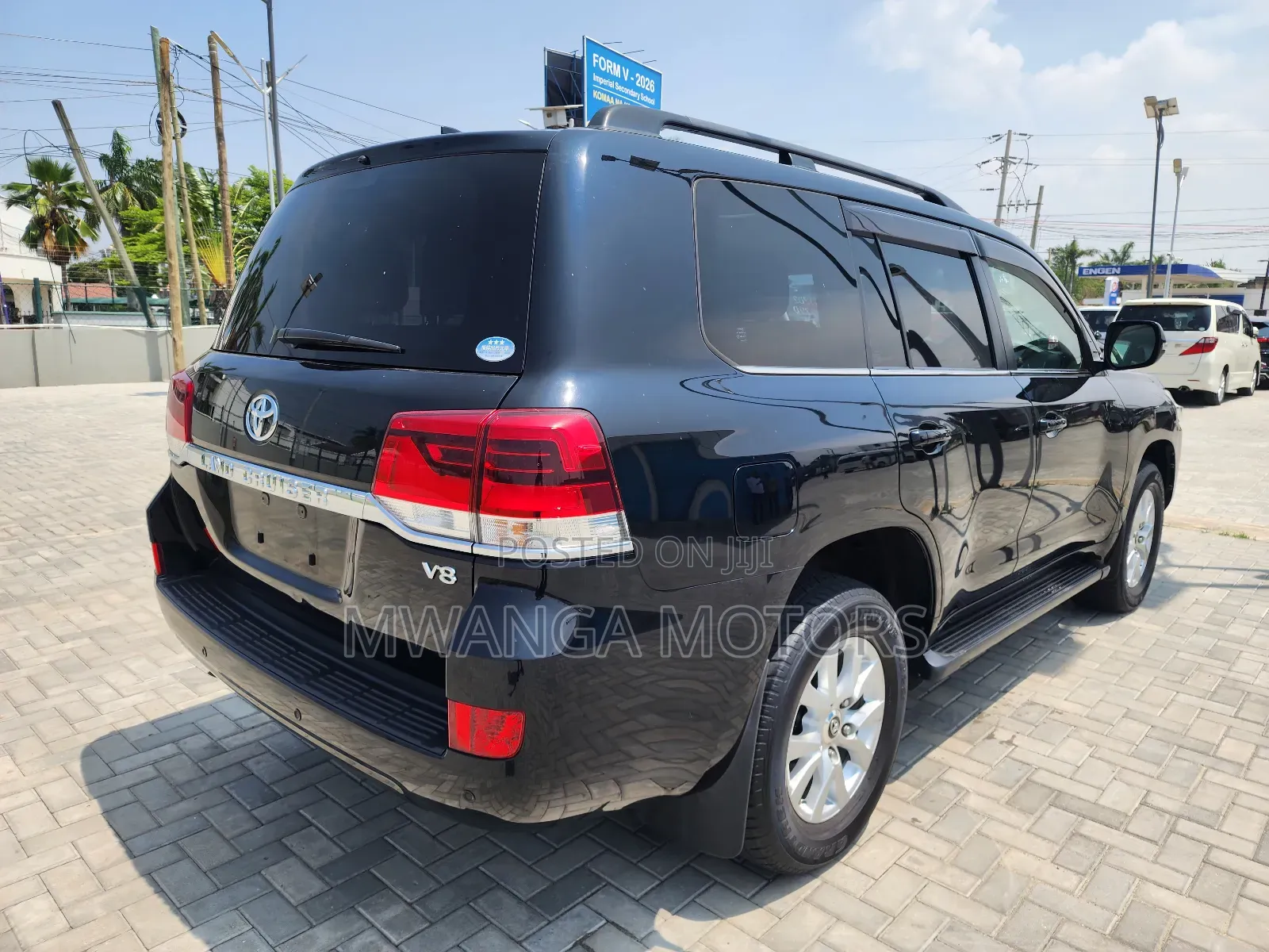 Toyota Land Cruiser 4.6 V8 ZX 2017 Black