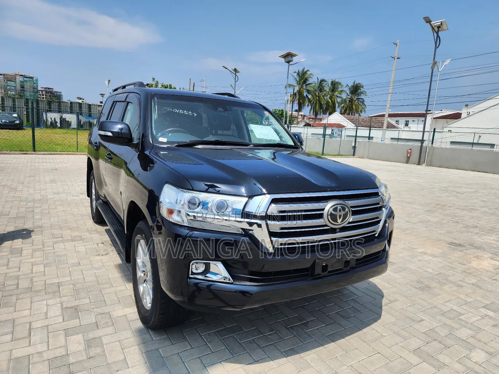 Toyota Land Cruiser 4.6 V8 ZX 2017 Black