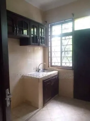 3bdrm House in Matembele Ya Pili, Kitunda for rent